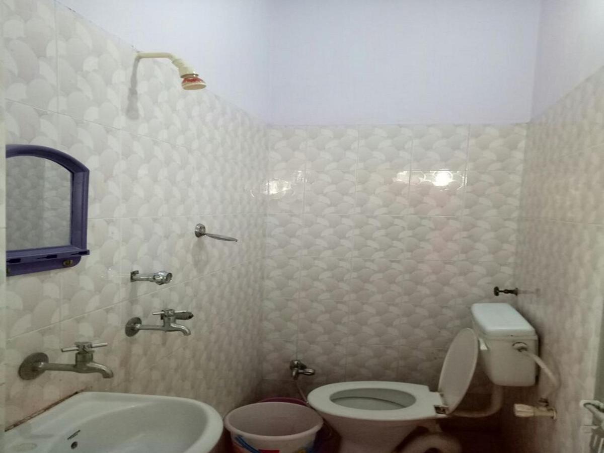 Swastik Guest House พาราณสี ภายนอก รูปภาพ